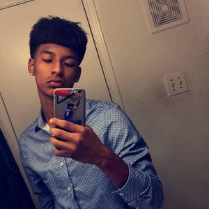 Meet your Posher, Luis